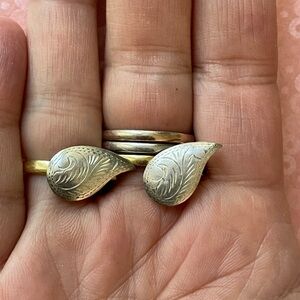 Vintage Small teardrop Silver tested 925 engraved etched Leaf Design earrings